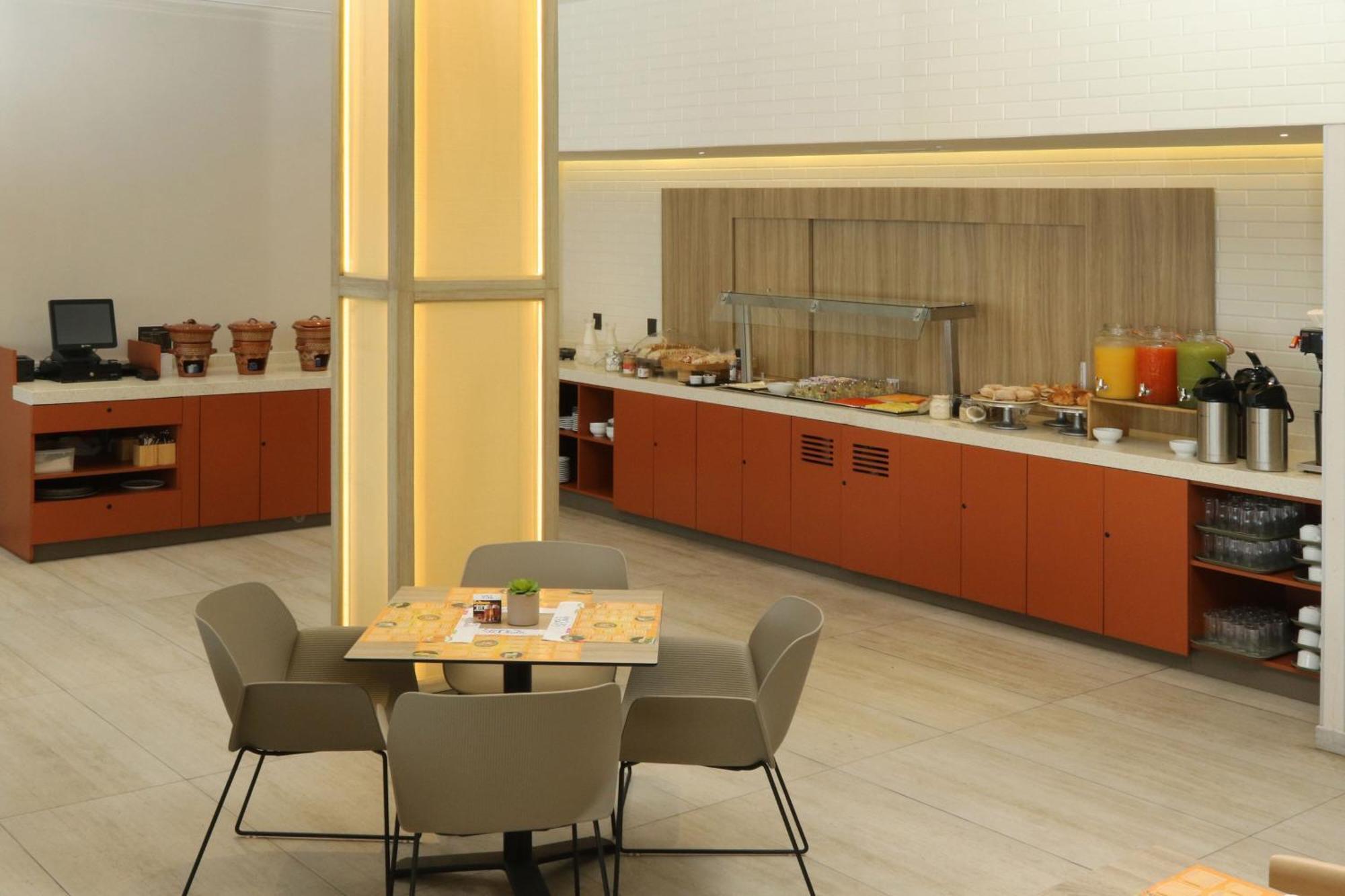 City Express Plus By Marriott Puerto Vallarta Zewnętrze zdjęcie